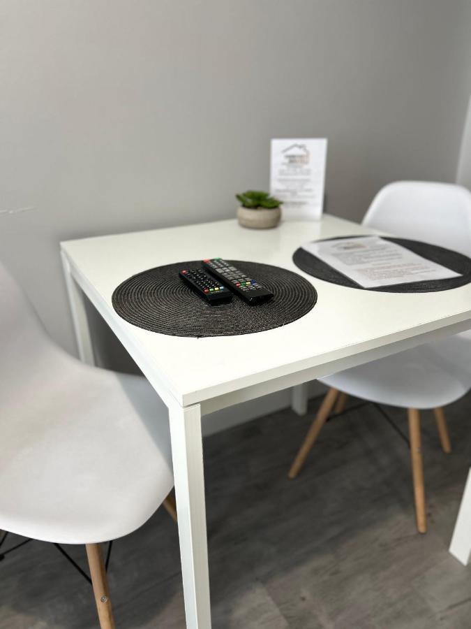 Noclegi Comfort - Self Check-In 24H Swidnica  Ngoại thất bức ảnh